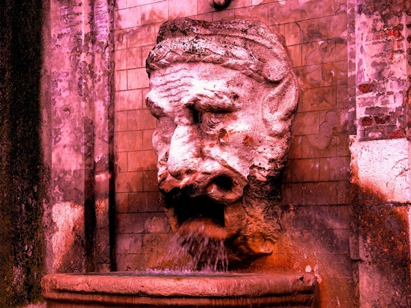 Foto del Giorno, Fontana del Mascherone di Cesare Vallini