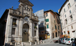 spoleto_piazza_mercato13