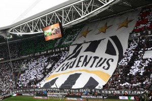 Jonathan Moscrop / LaPresse 13 05 2012 Torino ( Italia ) Sport Calcio Juventus vs. Atalanta - Serie A Tim 2011/2012 - Juventus Stadium Nella foto: Tifosi allo stadio Jonathan Moscrop / LaPresse 13 05 2012 Turin ( Italy ) Sport Soccer Juventus versus Atalanta - Italian Serie A Soccer League 2011/2012 - Juventus Stadium In the Photo: Juventus fans at the stadium