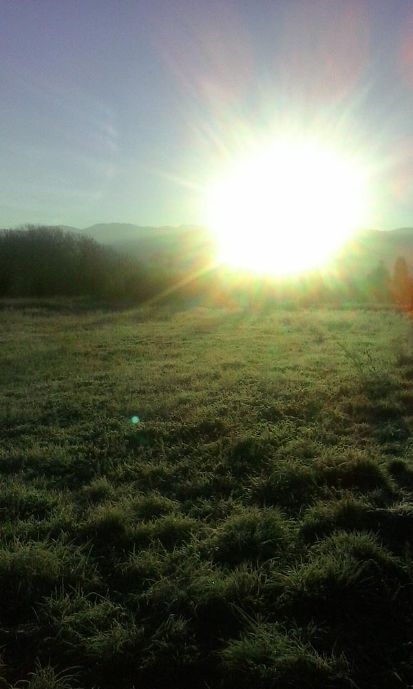 Spoleto, la foto del giorno è "Alba a San Martino" di Mikaela