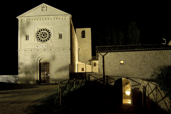 La foto del giorno è l'abbazia di San Felice (foto Valnerina.it)