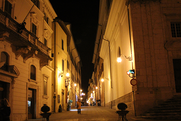 Spoleto, la foto del giorno è Corso Mazzini di Simone Macrì