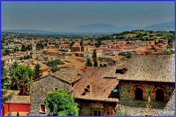 Spoleto, la foto del giorno è "Panorama" di Giustino Rotondi