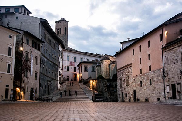 Spoleto, la foto del giorno è Piazza Duomo di Alessia Mariani