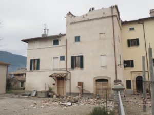 tetto casa azzano terremoto