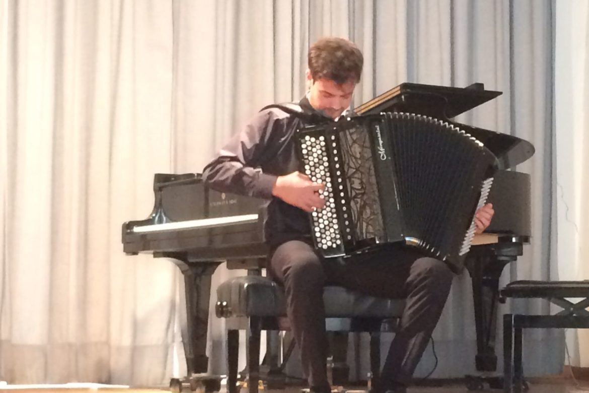 Samuele Telari fisarmonica