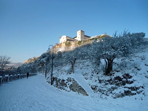 Foto del Giorno, Spoleto innevata di Andrea Zannoli